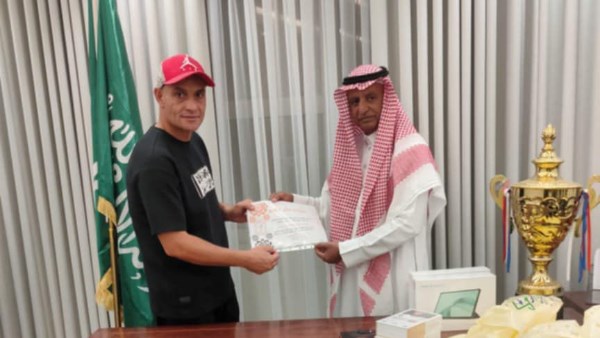 أحمد إبراهيم مديراً فنياً لنادي الأمجاد السعودي