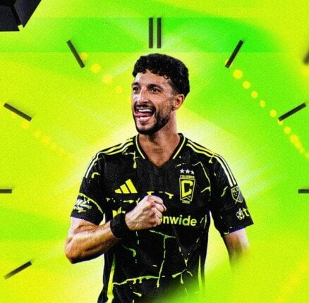 أحمد علي: الأهلي لن يتأثر برحيل وسام أبو علي