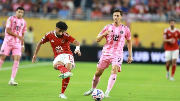 أمين عمر حكما لمباراة الأهلي وغزل المحلة في بطولة الدوري.. تفاصيل