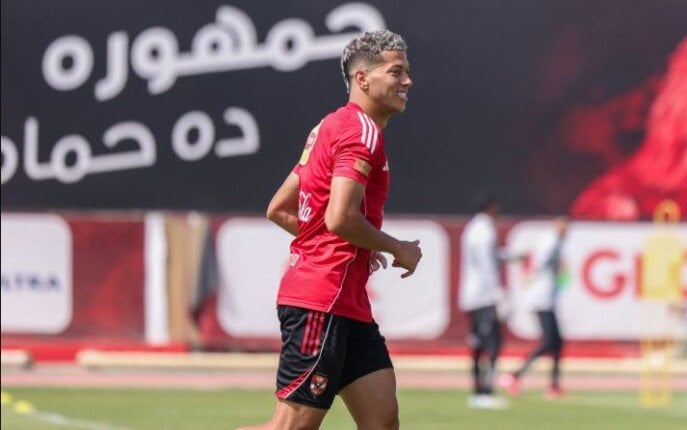 الأهلي يمدد تعاقده مع إمام عاشور لمدة موسمين بعد مساواته بزيزو