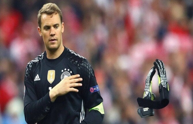 دعوات جديدة لعودة نوير للمشاركة مع ألمانيا في كأس العالم 2026