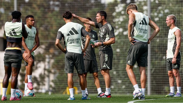 ريال مدريد يكتسح أوفييدو بثلاثية في الدوري الإسباني