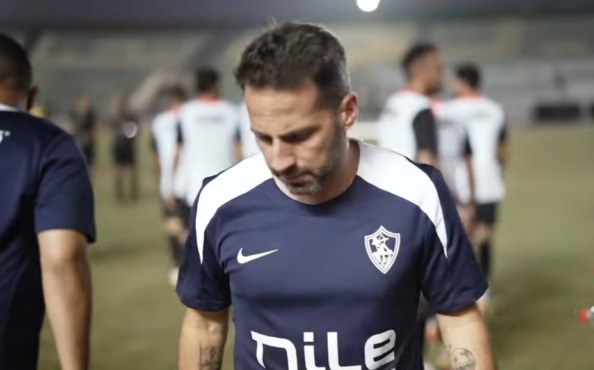 غضب عارم داخل الزمالك بعد تصريحات فيريرا ضد سيف الجزيري
