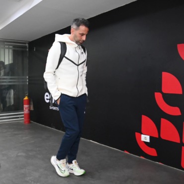 فرمان من يانيك فيريرا للاعبي الزمالك بعد الفوز على فاركو