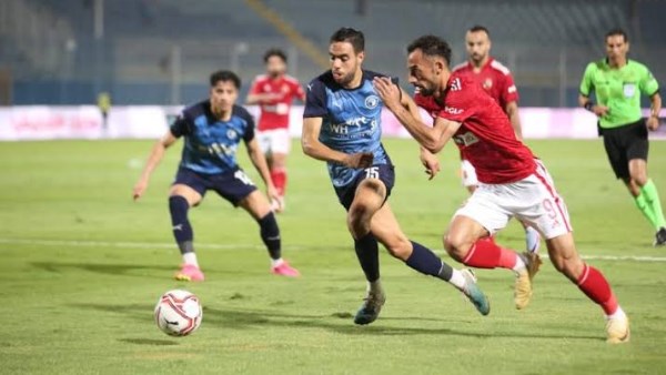 قمة جديدة بالدوري .. الأهلي وبيراميدز في مواجهة نارية الليلة