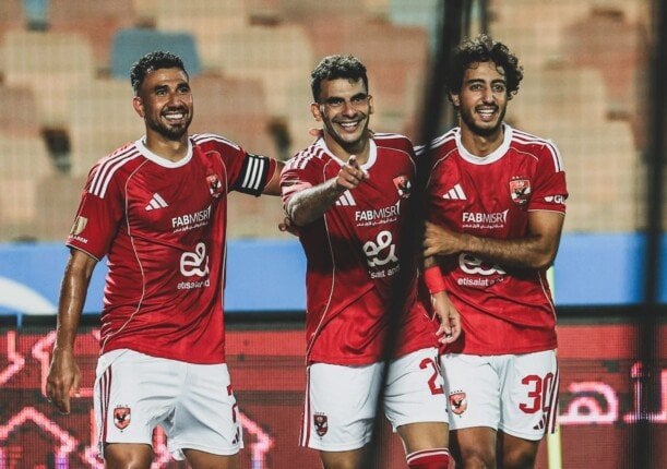 لاعب مفاجئ يظهر في تشكيل الأهلي أمام غزل المحلة بالدوري