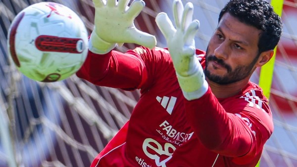 لولا وفاة والد الشناوي لكان أساسيا بمباراة الأهلي وغزل المحلة