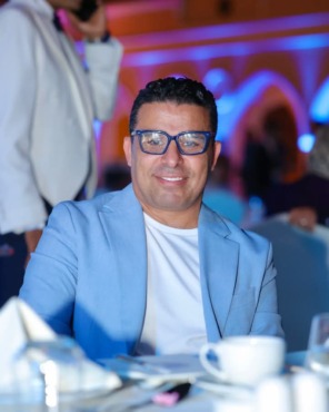 ليس ألفينا.. خالد الغندور يتغنى بصفقة الزمالك الجديدة.. "جعان كورة" - صورة