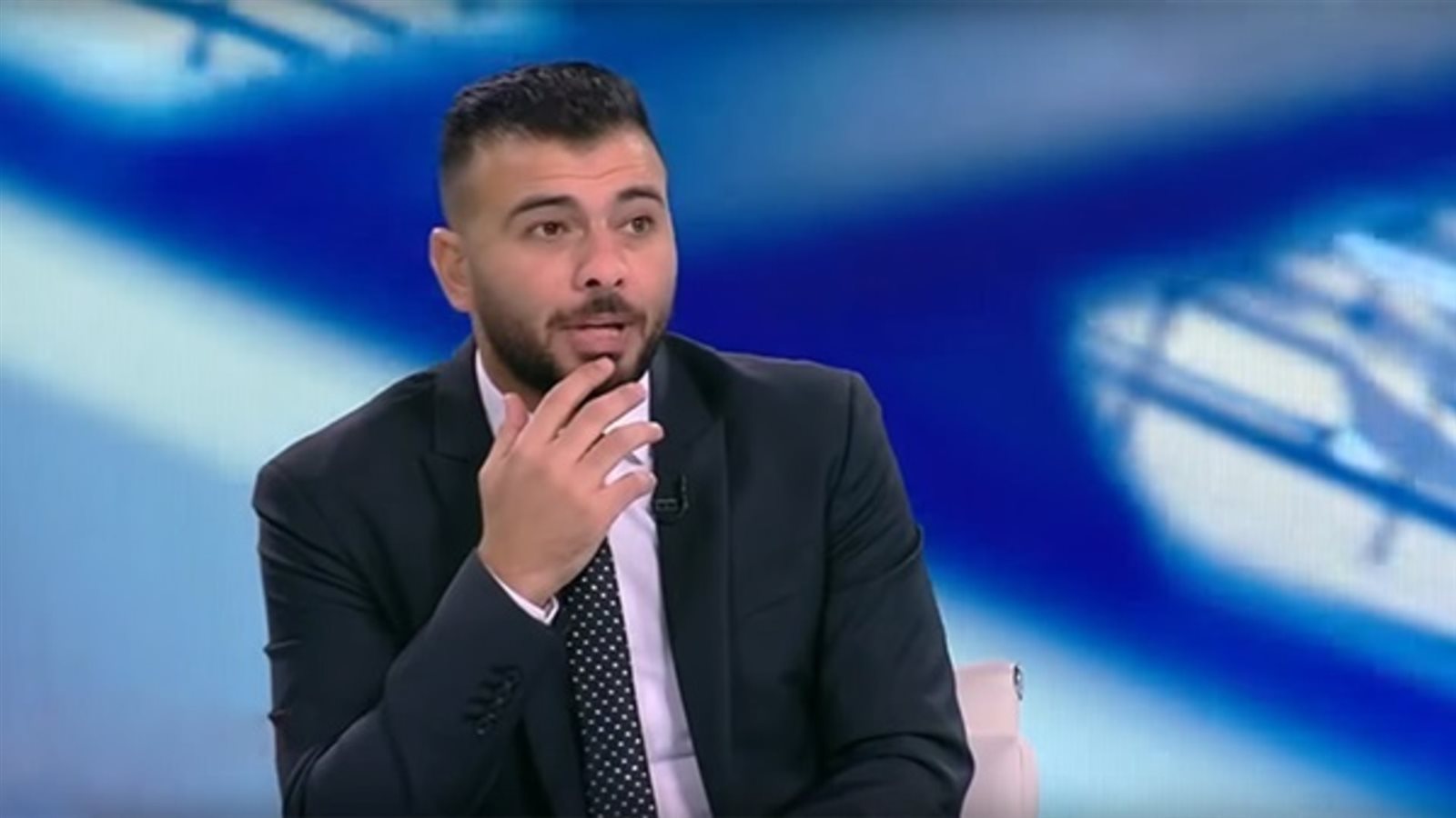 مفيش رجولة ولا ضغط .. واللاعيبة بتحلق