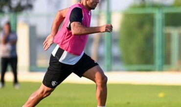 ناصر منسي يقود دكة بدلاء الزمالك أمام فاركو في الدوري