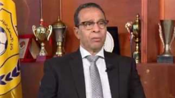 نصر أبو الحسن لا يستعين بي وديكتاتور