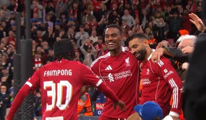 أنفيلد يترقب.. ملحمة كروية بين ليفربول وإيفرتون في الدوري الإنجليزي اليوم