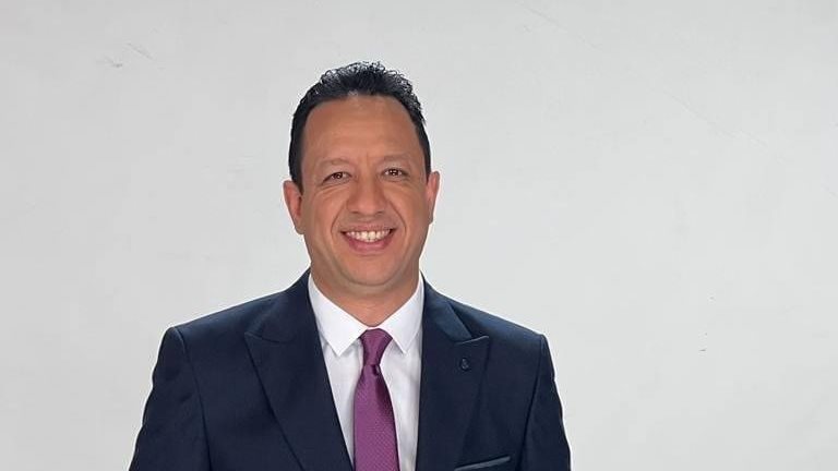إسلام صادق يطرح سؤالاً مثيرا بشأن الخطيب والأهلي