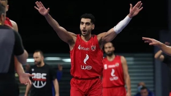 الأهلي يعلن تجديد عقد إيهاب أمين حتى 2028