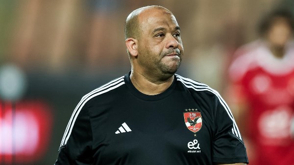 الأهلي يواصل فرض الحظر الإعلامي على لاعبيه