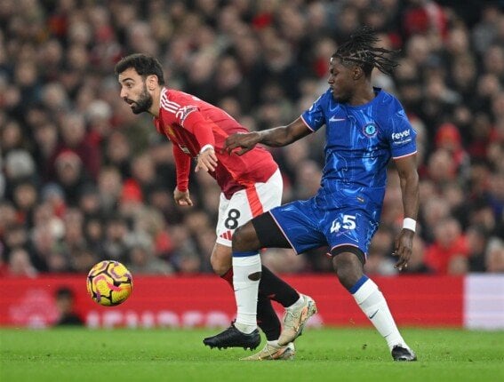 «برونو فرنانديز» أساسيًا.. تشكيل مانشستر يونايتد ضد تشيلسي في الدوري الإنجليزي