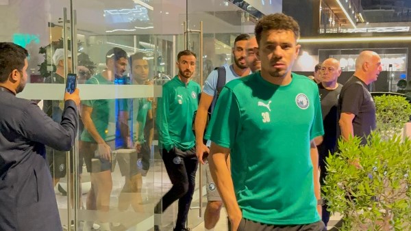 بعثة بيراميدز تغادر فندق الإقامة لخوض أول تدريبات إستعداداً لـ أهلي جدة