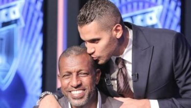 حبيب الكل .. عمر ربيع ياسين يهنئ والده بعيد ميلاده
