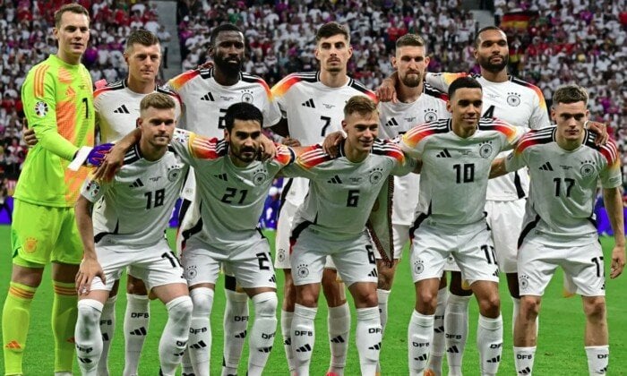 حذر وترقب في ألمانيا قبل مواجهة سلوفاكيا في تصفيات كأس العالم