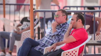 سيد عبد الحفيظ مدير الكرة بالأهلي السابق ومحمود الخطيب