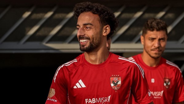 شوبير :أحمد عبد القادر أصبح لديه فرصة في المشاركة مع الفريق بعد العودة للتدريبات الجماعية