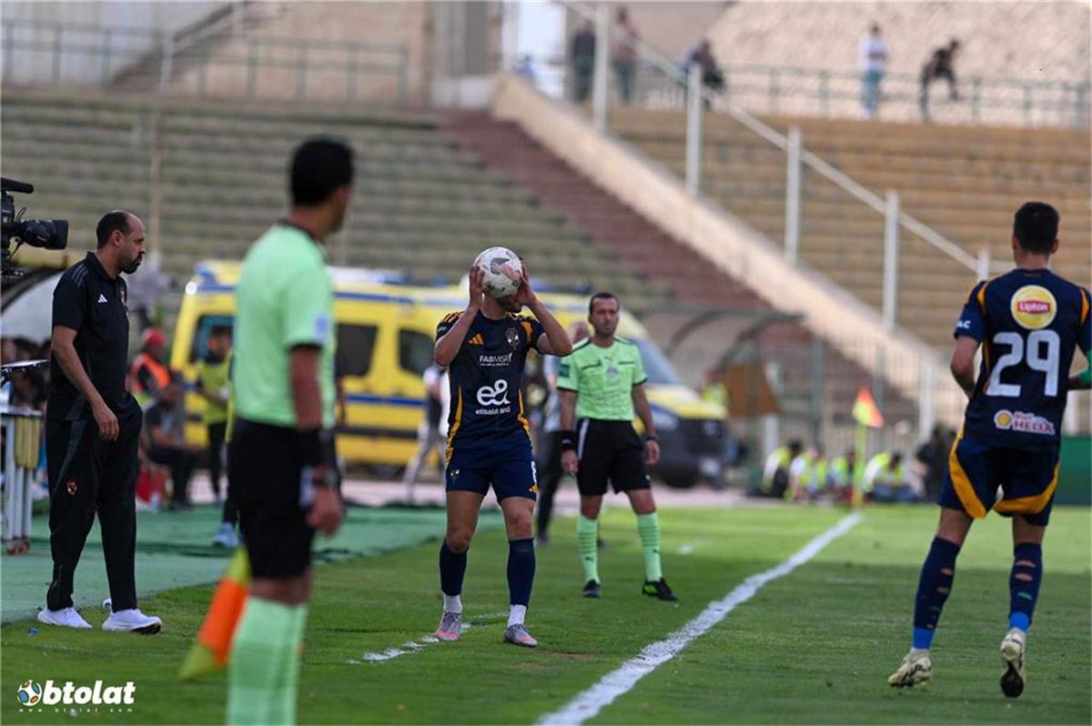 الأهلي وسيراميكا