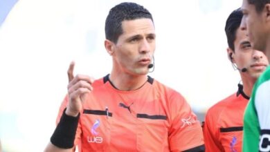 صافرة محمود وفا تدير قمة الأهلي وسيراميكا في الدوري
