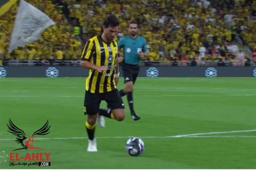 فيديو... الاتحاد يكتسح الفتح برباعية في الدوري السعودي