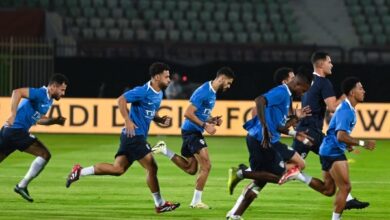 فيريرا يرفع الحمل البدني للاعبي الزمالك قبل مواجهة المصري في الدوري