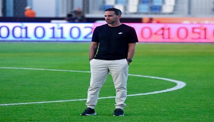 فيريرا يشرح للاعبي الزمالك أسباب الهزيمة أمام وادي دجلة