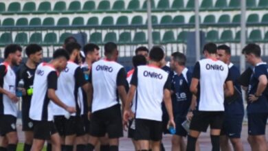 فيريرا يوجه تعليمات فنية للاعبي الزمالك قبل لقاء المصري