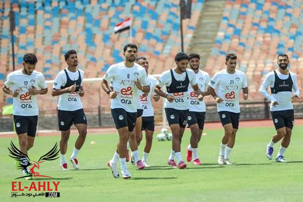قناة جديدة تعلن إذاعة مباراة مصر وبوركينا.. وتفاصيل الاستوديو