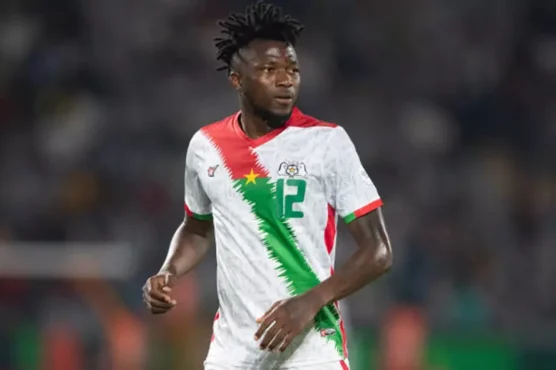 لاعب بوركينا فاسو يُحذر مصر قبل الصدام المرتقب!