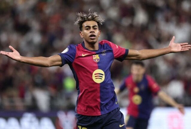 لامين يامال: ميسي أفضل لاعب في التاريخ.. وأحلم بالكرة الذهبية مع برشلونة