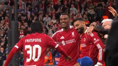 ليفربول يطمح إلى مواصلة العلامة الكاملة أمام إيفرتون بالدوري الإنجليزي