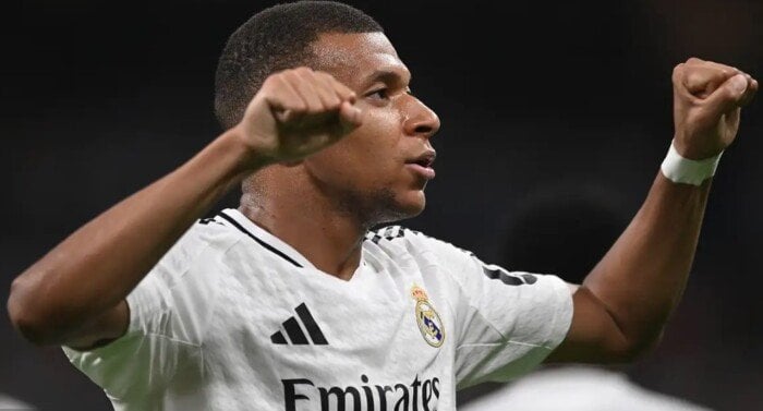 مبابي يحصد جائزة أفضل لاعب في ريال مدريد لشهر أغسطس