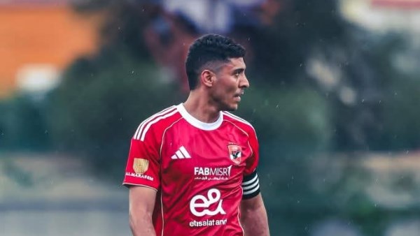 محمد شريف مستواه سيئ بالأهلي..ويجب منح الفرصة لـ جراديشار