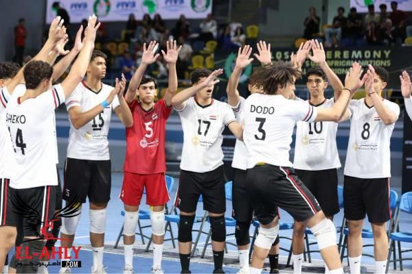 منتخب مصر يتوج ببطولة إفريقيا لشباب الكرة الطائرة بعد الفوز على الكاميرون في النهائي