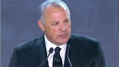 هاني أبو ريدة يشيد بروح المنتخب الوطني وآدائه البطولي أمام بوركينا فاسو