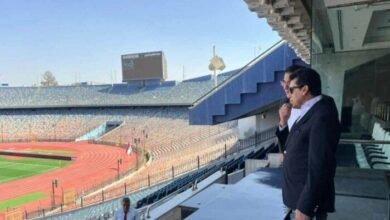 وزير الرياضة يتفقد استاد «القاهرة الدولي» قبل استئناف مباريات الدوري الممتاز «صور»