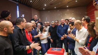 في حضور زوجته.. قائمة الخطيب تحتفل بعيد ميلاده