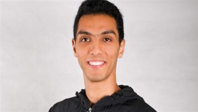 وزير الرياضة يهنئ البطل سيف عيسى بذهبية بطولة العالم للتايكوندو