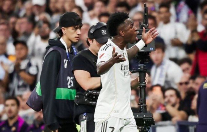 فينيسيوس جونيور يقترب من تجديد عقده مع ريال مدريد