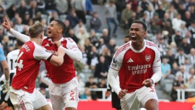أرسنال يكتسح توتنهام برباعية ويعزز صدارته للدوري الإنجليزي