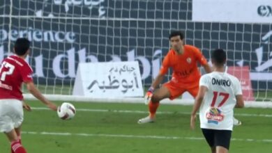 إصابة نجم جديد في الاهلي ويغادر مباراة الزمالك