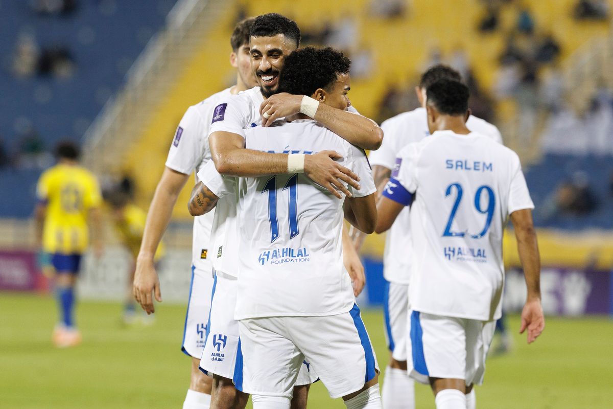 الدوسري وسيزار ضمن التشكيل المثالي للنخبة الآسيوية – كورة بريك