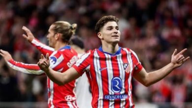 برشلونة يستهدف جوليان ألفاريز لتعويض ليفاندوفسكي في سوق الانتقالات الصيفية 2026