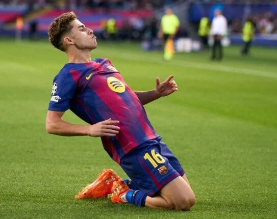 برشلونة يفقد جهود لوبيز لمدة أسبوعين بسبب الإصابة