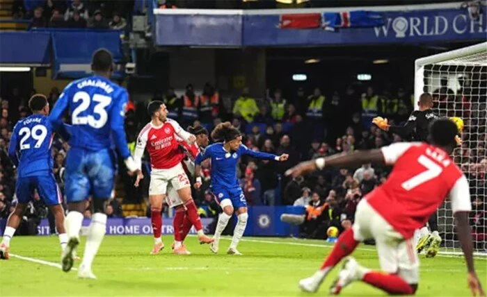 ترتيب الدوري الإنجليزي بعد تعادل آرسنال ضد تشيلسي.. «الجانرز» على الصدارة
