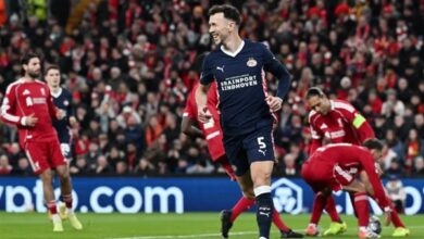 تعادل 1/1 بين ليفربول وإيندهوفن في الشوط الأول